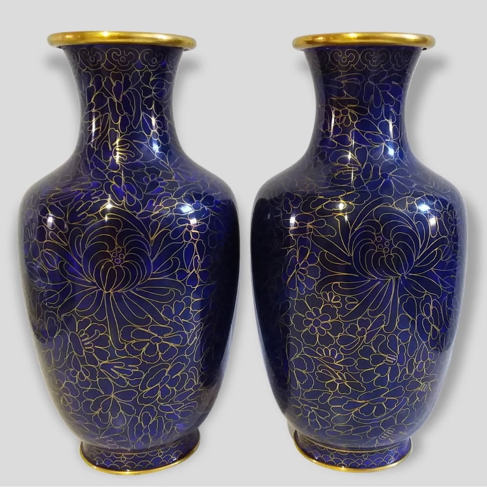 Vtg Asian cloisonné cobalt navy blue champleve enamel vases 10 1/4 in tall Pair - Picture 7 of 12